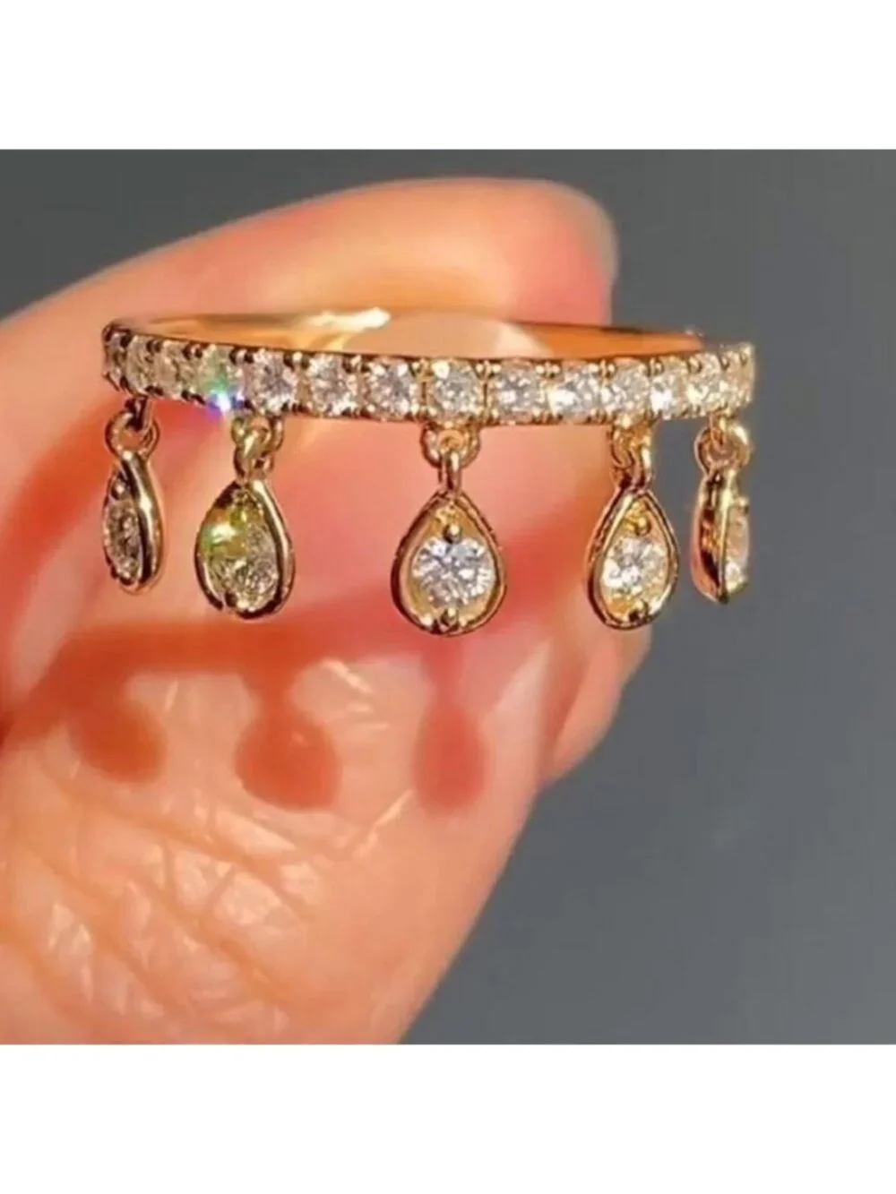 Gold with Crystal ring Q523